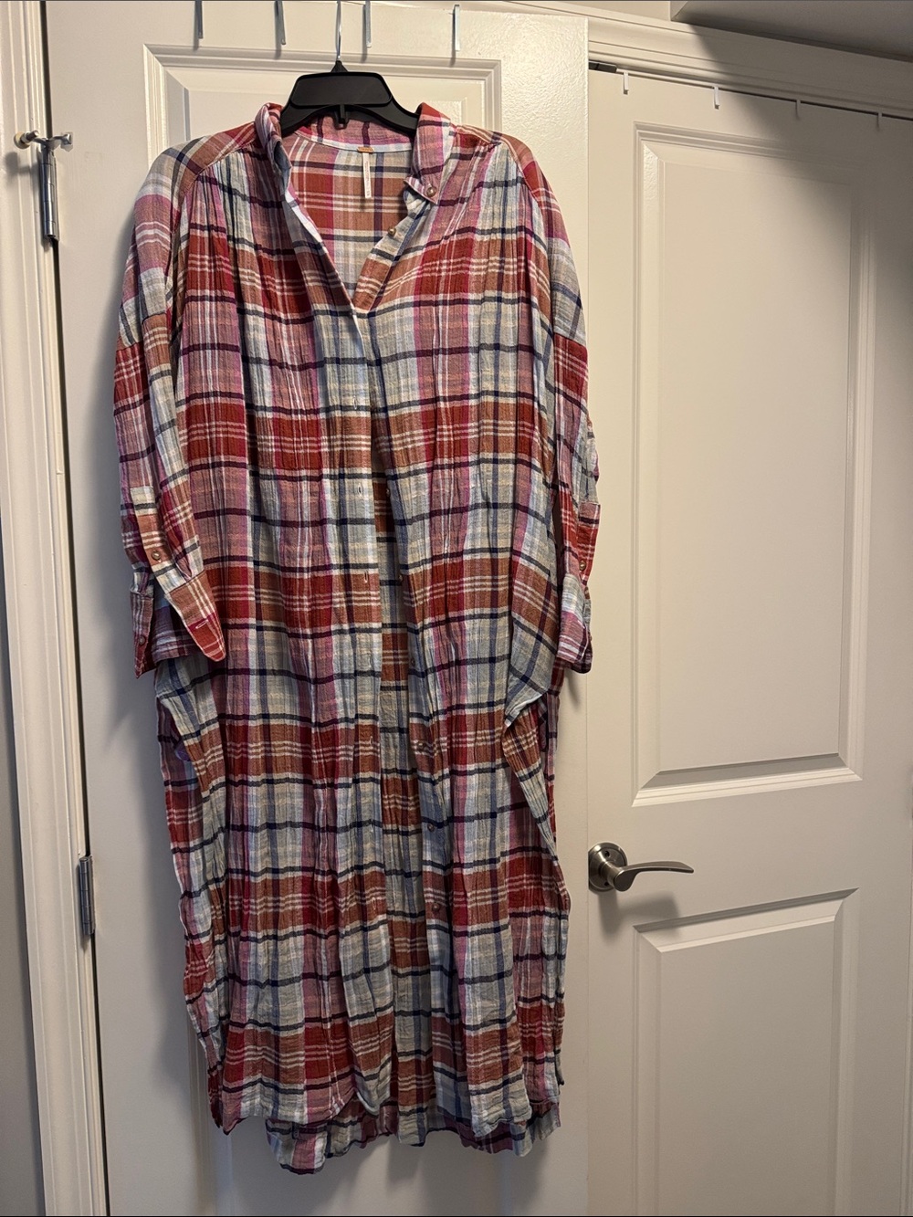 Plaid Button-Front Shirt Duster in Red and Blue